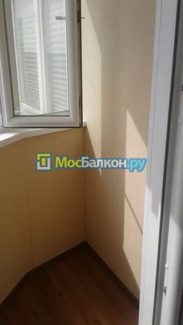 Отделка балкона и лоджии пластиковыми ПВХ панелями в Истре от компании МосБалкон