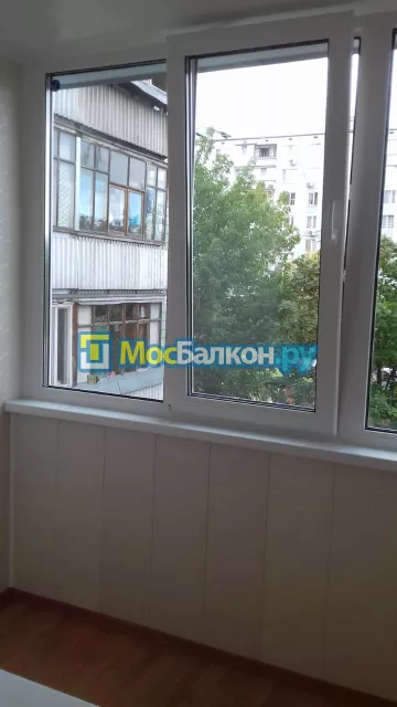 Пластиковое остекление балконов под ключ по доступным ценам в Истре | МосБалкон