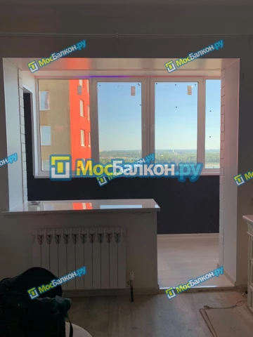 Услуги и дополнительные опции для остекления балконов от компании МосБалкон в Москве