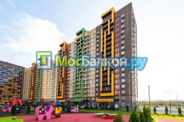 Французское остекление балконов и лоджий под ключ по доступным ценам в Истре | МосБалкон