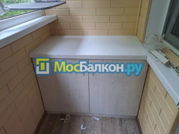 Шкаф на балкон купить в Истре на заказ недорого от МосБалкон
