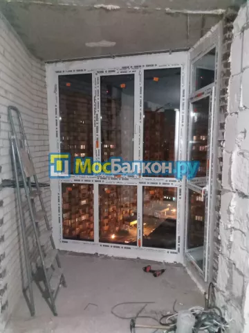 Панорамное остекление заказать под ключ по выгодной цене в Истре от компании МосБалкон