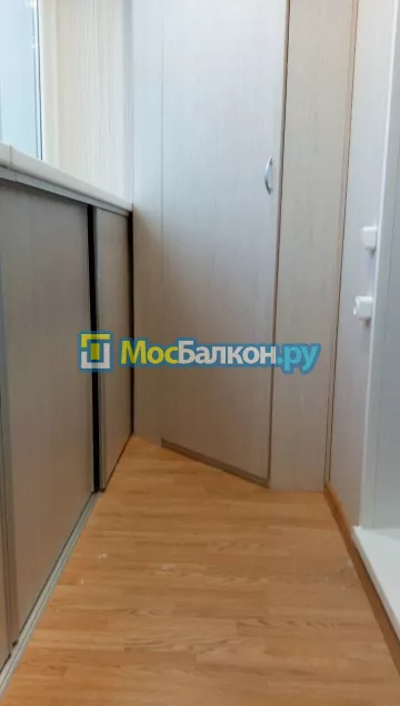 Шкаф на балкон купить в Истре на заказ недорого от МосБалкон