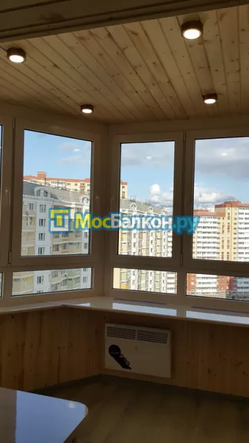 Пластиковое остекление балконов под ключ по доступным ценам в Истре | МосБалкон