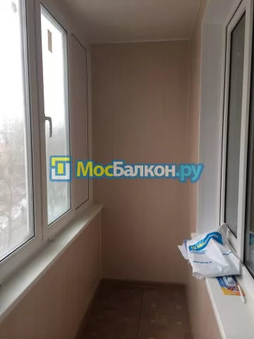 Отделка балкона и лоджии пластиковыми ПВХ панелями в Истре от компании МосБалкон
