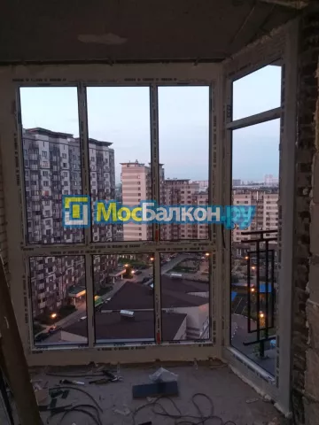 Панорамное остекление заказать под ключ по выгодной цене в Истре от компании МосБалкон