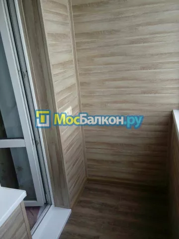 Отделка балкона и лоджии пластиковыми ПВХ панелями в Истре от компании МосБалкон