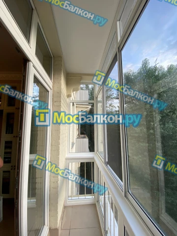 Панорамное остекление заказать под ключ по выгодной цене в Истре от компании МосБалкон