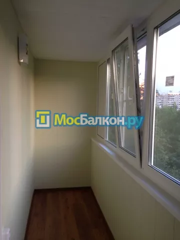 Отделка балкона и лоджии пластиковыми ПВХ панелями в Истре от компании МосБалкон