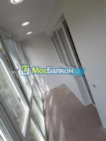 Панорамное остекление заказать под ключ по выгодной цене в Истре от компании МосБалкон